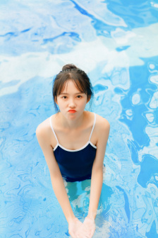 乌克兰美女模特克鲁兹